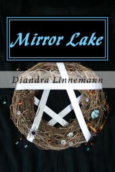 Cover for Diandra Linnemann · Mirror Lake (Paperback Book) (2015)