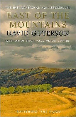 Cover for David Guterson · East of the Mountains (Pocketbok) [New edition] (2000)