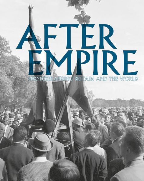 Hope. Struggle. Change: Photographing Britain and the World 1945-1979 - Kate Bush - Böcker - Tate Publishing - 9781849767088 - 1 maj 2021