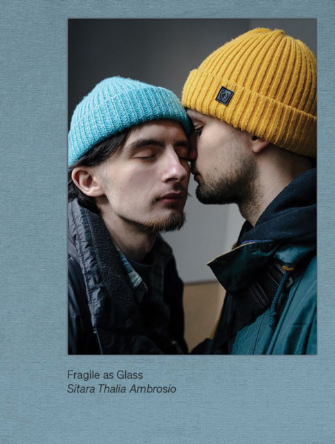 Sitara Thalia Ambrosio: Fragile As Glass - Yana Radchenko - Books - DruckVerlag Kettler - 9783987411090 - October 14, 2024