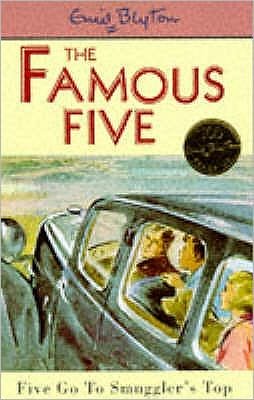 Cover for Enid Blyton · Famous Five: Five Go To Smuggler's Top: Book 4 - Famous Five (Paperback Bog) (1997)