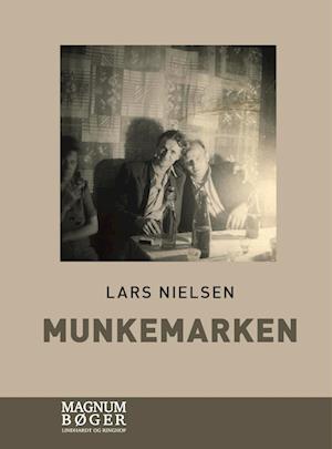 Cover for Lars Nielsen · Munkemarken (Storskrift) (Bound Book) [2nd edition] (2022)