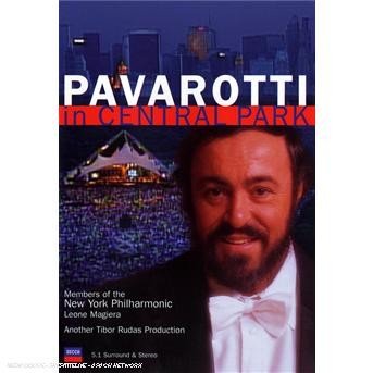 Pavarotti in Central Park - Luciano Pavarotti - Movies - MUSIC VIDEO - 0044007118092 - November 29, 2004