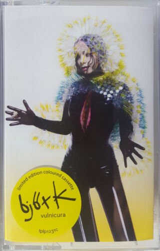 Cover for Björk · Vulnicura (Kassett) (2019)