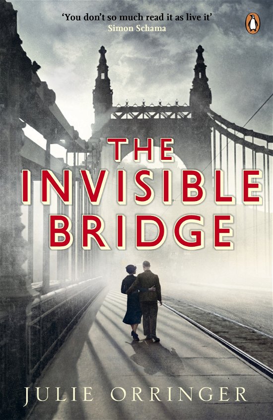 The Invisible Bridge - Julie Orringer - Libros - Penguin Books Ltd - 9780141015095 - 29 de marzo de 2011