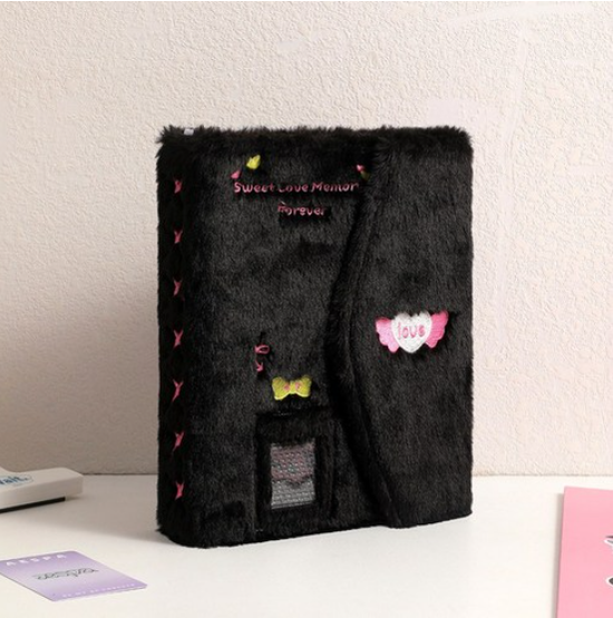 Cover for HISOCUTE PHOTOCARD BINDER - BLACK PLUSH (Photocard Holder) [BLACK PLUSH edition] (2025)