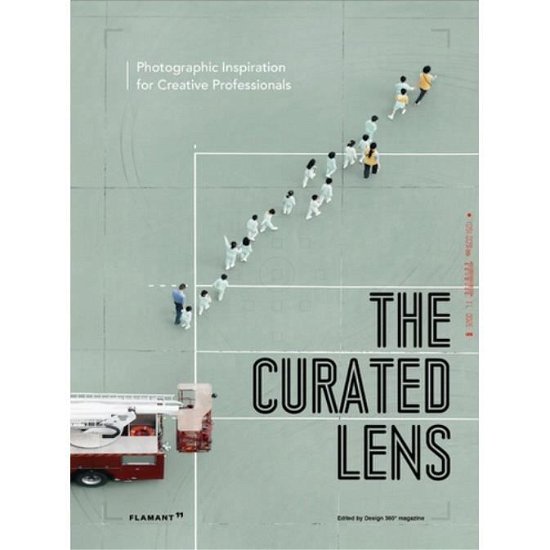 The Curated Lens: Photographic Inspirations for Creative Professionals - Design 360 Degrees - Bøger - Hoaki Books S.L. - 9788417084097 - 14. marts 2019