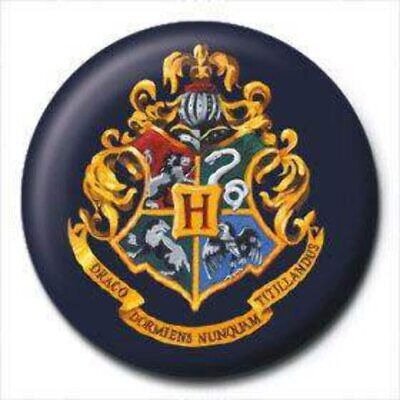 HARRY POTTER - Colourful Crest Hogwarts - Button B - Harry Potter - Merchandise -  - 5050293728100 - 28. oktober 2020