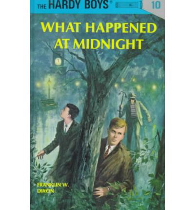 Hardy Boys 10: What Happened at Midnight - The Hardy Boys - Franklin W. Dixon - Books - Penguin Putnam Inc - 9780448089102 - May 1, 1931