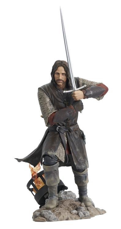 Lord of the Rings Gallery Aragorn Pvc Statue - Gentle Giant - Produtos - Diamond Select Toys - 0699788848104 - 11 de setembro de 2023