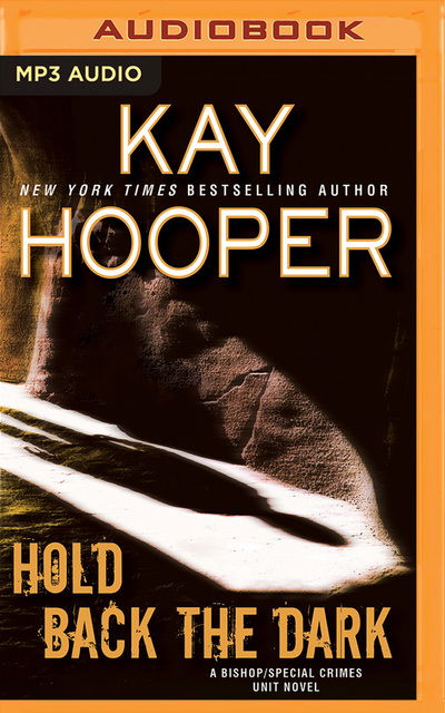 Cover for Kay Hooper · Hold Back the Dark (Audiobook (CD)) (2019)