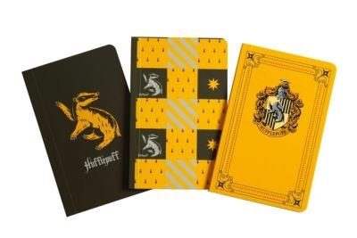 Harry Potter: Hufflepuff Pocket Notebook Collection - Classic - Insight Editions - Książki - Insight Editions - 9781647220112 - 5 stycznia 2021