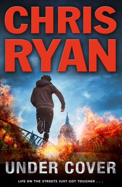 Under Cover - Agent 21 - Chris Ryan - Książki - Penguin Random House Children's UK - 9781849410113 - 26 lutego 2015