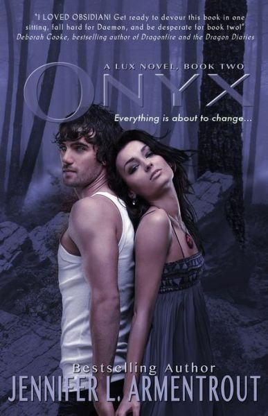 Cover for Jennifer L. Armentrout · Onyx - A Lux Novel (Pocketbok) (2012)