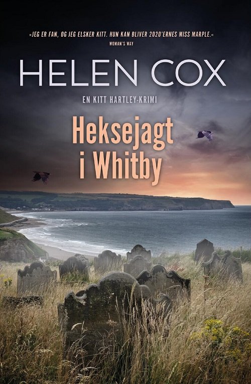 Cover for Helen Cox · Kitt Hartley krimi bind 5: Heksejagt i Whitby (Sewn Spine Book) [1.º edición] (2024)