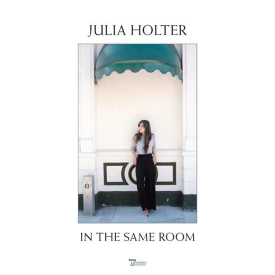 In the Same Room - Julia Holter - Musiikki - DOMINO - 0191508000118 - perjantai 31. maaliskuuta 2017