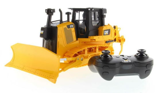 RC 2,4GHz CAT D7E Bulldozer (B/O) - Carrera Toys - Merchandise - Carrera Toys - 9003150136118 - 