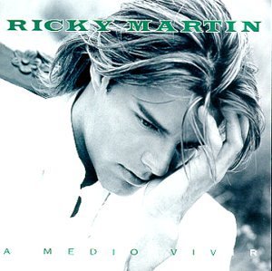 A Medio Vivir - Ricky Martin - Musikk - SONY MUSIC - 0037628165125 - 15. september 1995