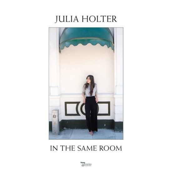In the Same Room - Julia Holter - Musiikki - DOMINO - 0191508000125 - perjantai 31. maaliskuuta 2017