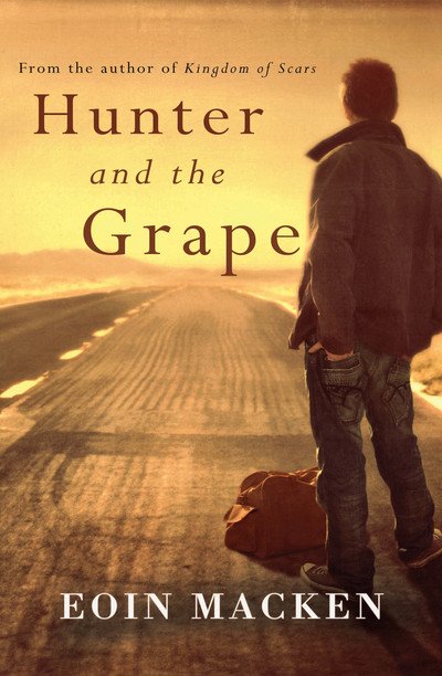 Cover for Eoin C. Macken · Hunter and the Grape (Paperback Bog) (2017)