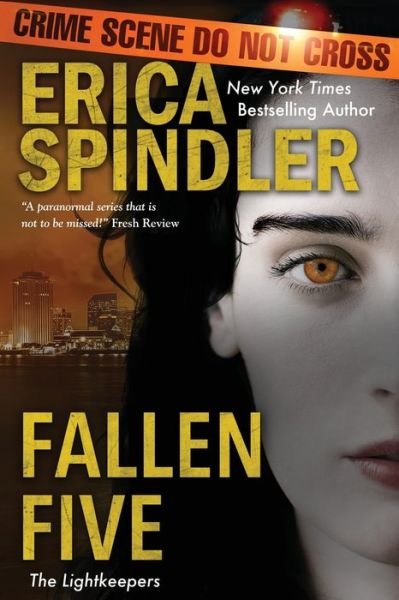 Cover for Erica Spindler · Fallen Five (Paperback Book) (2018)