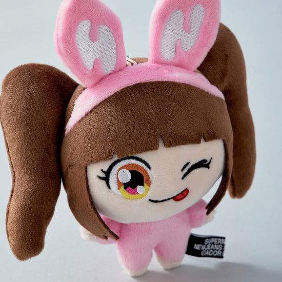 NEWJEANS · [NEWJEANS x MURAKAMI] (Nøglering) [Plush Keyring edition] [Hanni Version] (2024)