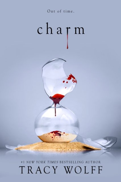 Charm: Meet your new epic vampire romance addiction! - Crave - Tracy Wolff - Livros - Little, Brown Book Group - 9780349439136 - 3 de agosto de 2023