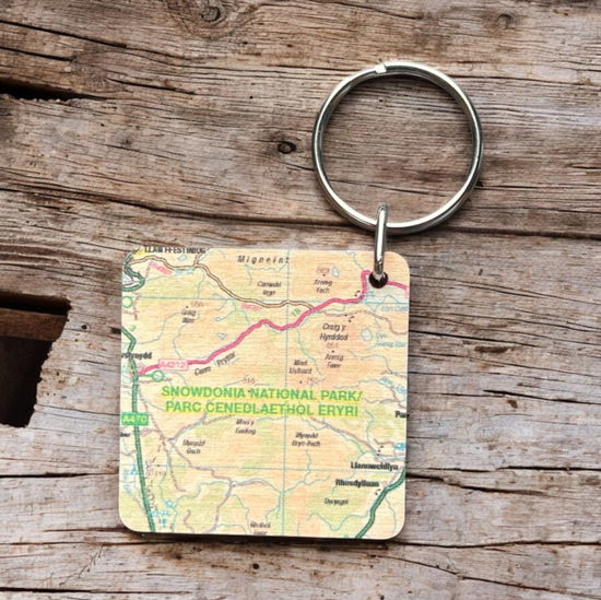 Cover for OS Map Wooden Square Key-ring - Snowdonia National Park (MERCH) (2025)