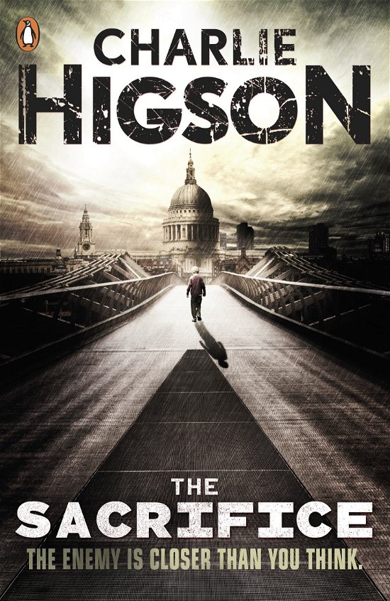 Cover for Charlie Higson · The Sacrifice (The Enemy Book 4) - The Enemy (Paperback Bog) (2013)