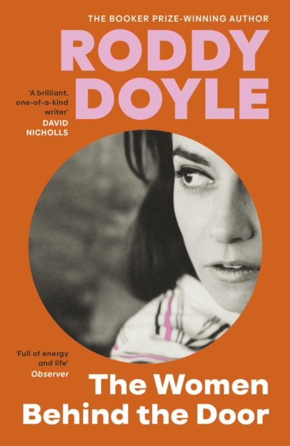 Cover for Roddy Doyle · The Women Behind the Door (Taschenbuch) (2025)