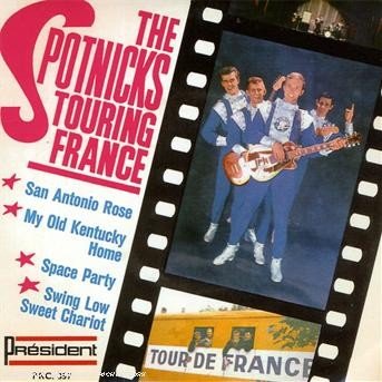 Touring France - Spotnicks - Musiikki - MAGIC - 3700139303139 - tiistai 27. helmikuuta 2007