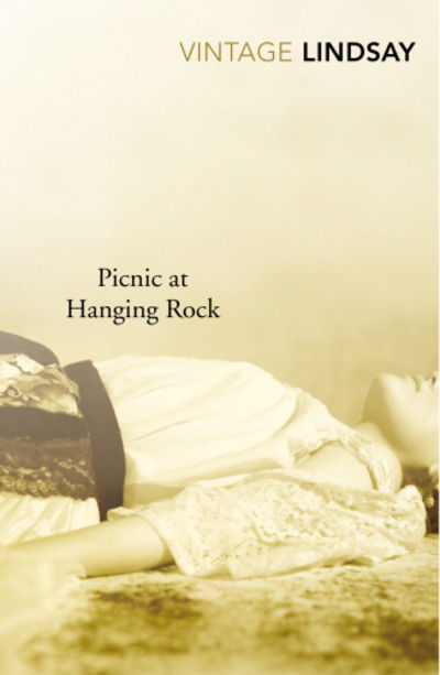 Cover for Joan Lindsay · Picnic At Hanging Rock: A BBC Between the Covers Big Jubilee Read Pick (Paperback Bog) (2013)