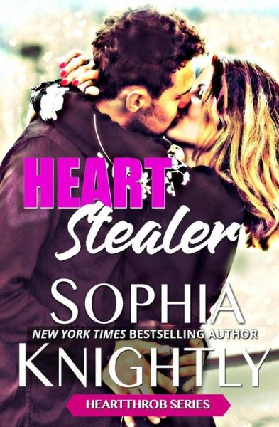 Cover for Sophia Knightly · Heart Stealer (Taschenbuch) (2019)