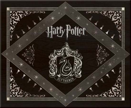 Harry Potter: Slytherin Deluxe Stationery Set - Harry Potter - . Warner Bros. Consumer Products Inc. - Books - Insight Editions - 9781608876150 - August 4, 2015