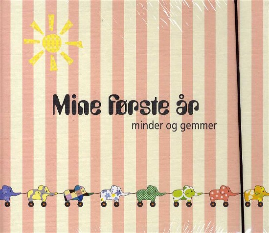 Mine Første År - Minder og Gemmer - Lénart & Stenfeldt - Libros - Specialday - 9788792021151 - 19 de julio de 2013