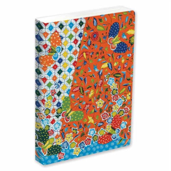Cover for Journal Modern Batik Kawung Butterflies, Lined Paperback: Blank Lined 144 Page A5 Notebook - Jrnl (Paperback Bog) (2025)
