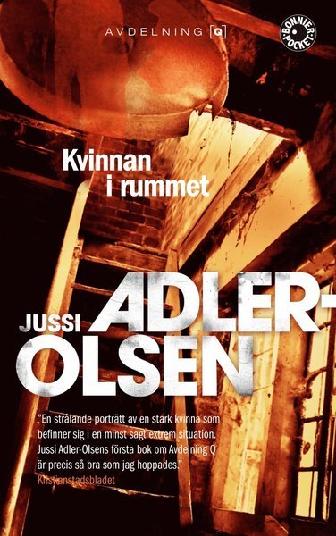 Cover for Jussi Adler-Olsen · Avdelning Q: Kvinnan i rummet (Pocketbok) (2012)