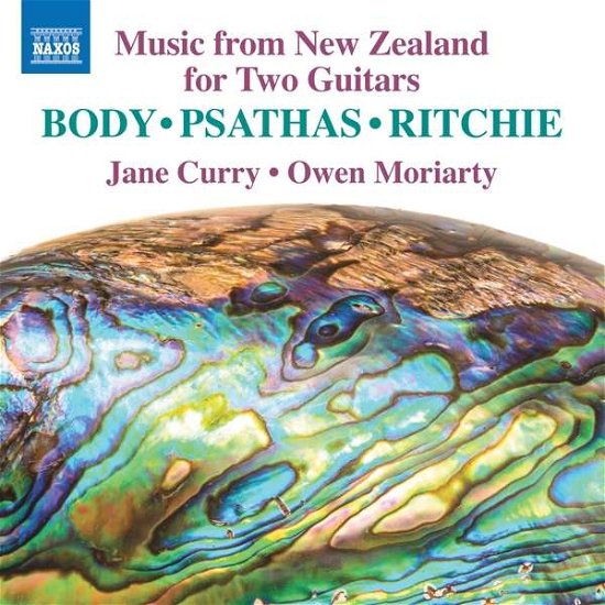 Music from New Zealand for 2 Guitars - Psathas / Curry / Moriarty - Muziek - NAXOS - 0747313904174 - 12 april 2019