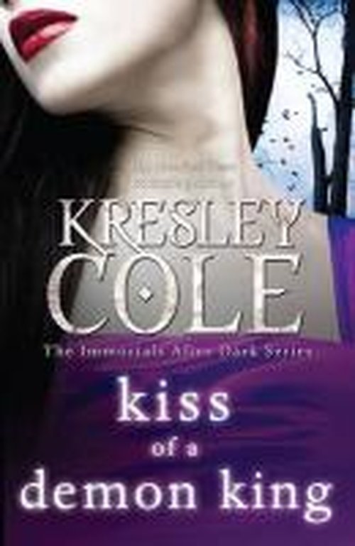 Cover for Kresley Cole · Kiss of a Demon King (Paperback Book) (2011)