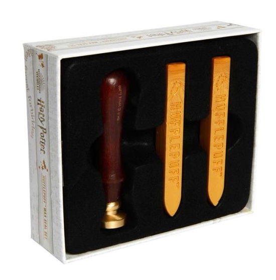 Harry Potter: Hufflepuff Wax Seal Set - Insight Editions - Livres - Insight Editions - 9781647220181 - 1 septembre 2020