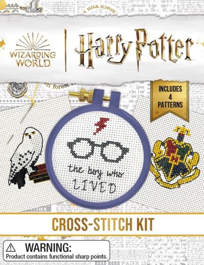 Cover for Warner Bros. · Harry Potter Cross-Stitch Kit (MISC) (2024)