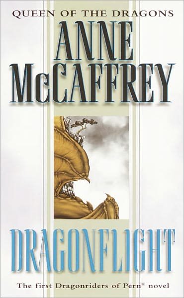 Cover for Anne Mccaffrey · Dragonflight (Turtleback School &amp; Library Binding Edition) (Dragonriders of Pern Trilogy) (Hardcover bog) [Turtleback School &amp; Library Binding edition] (1986)