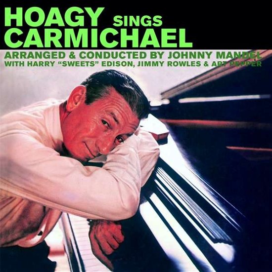 Hoagy Sings Carmichael / Bonus Album The Stardust Road (Incl. Complete Lyrics) - Hoagy Carmichael - Música - ESSENTIAL JAZZ CLASSICS - 8436559465199 - 13 de julio de 2018
