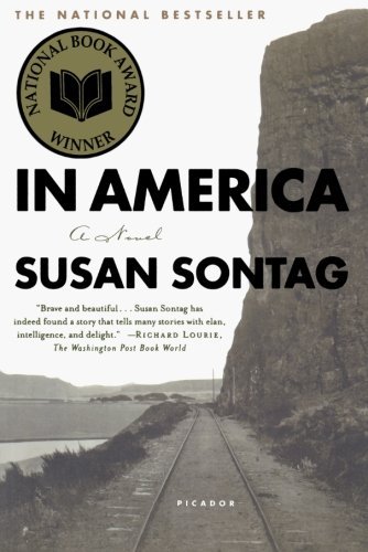 In America - Susan Sontag - Books - MACMILLAN USA - 9780312273200 - May 4, 2001