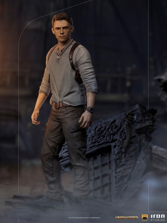 Uncharted Movie Deluxe Art Scale Statue 1/10 Natha - Uncharted - Merchandise - IRON STUDIO - 0618231950201 - 24. august 2023