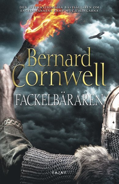 Cover for Bernard Cornwell · Uhtred: Fackelbäraren (Taschenbuch) (2018)