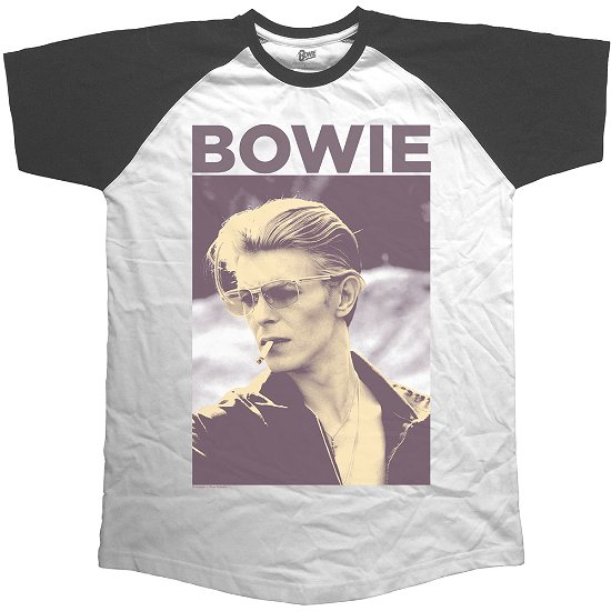 David Bowie Unisex Raglan T-Shirt: Smoking - David Bowie - Fanituote - Bravado - 5055979972211 - maanantai 12. joulukuuta 2016