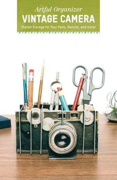 Artful Organizer: Vintage Camera: Stylish Storage for Your Pens, Pencils, and More! - Chronicle Books - Merchandise - Chronicle Books - 9781452135212 - 10. februar 2015