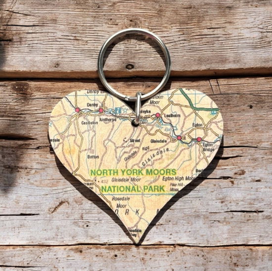 Cover for OS Map Wooden Heart Key-ring - North York Moors National Park (MERCH) (2025)