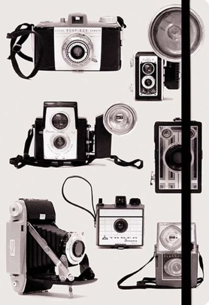 Vintage Cameras Essential Everyday Journal - Debbra Obertanec - Bøger - Galison - 9780735340213 - 2014